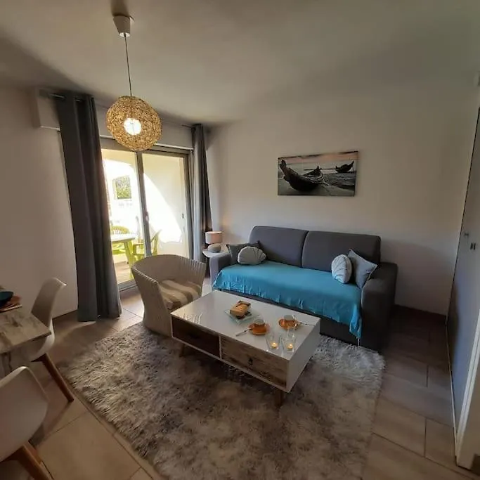 Apartment Petit Paradis Classe 3 Etoiles A 200M De La Plage! Terrasse-Wifi-Parking-Clim Saint-Mandrier-sur-Mer