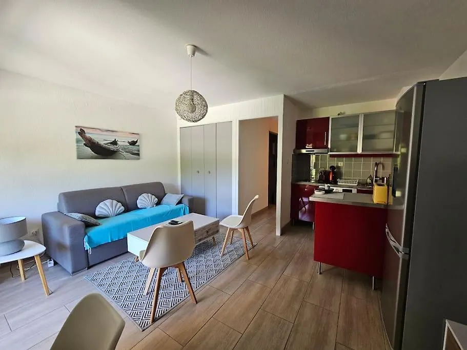 Petit Paradis Classe 3 Etoiles A 200M De La Plage! Terrasse-Wifi-Parking-Clim Saint-Mandrier-sur-Mer Apartment